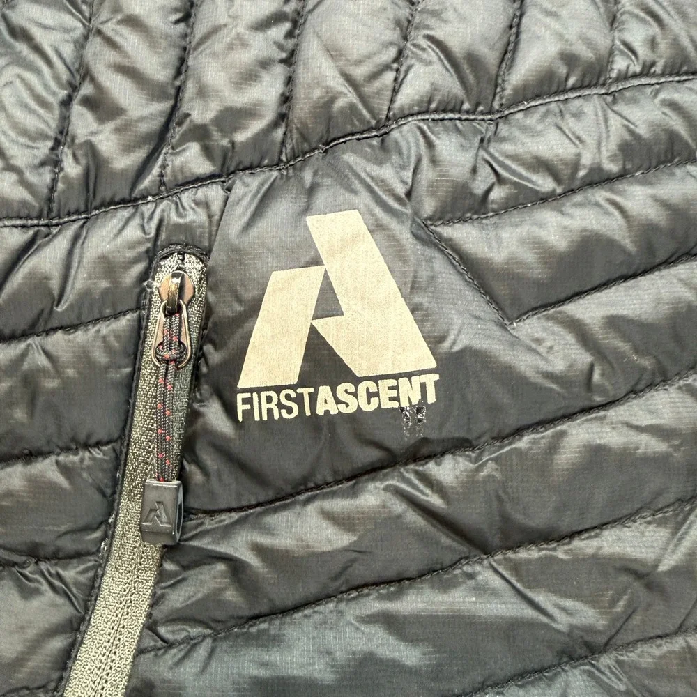 Eddie Bauer First Ascent Vest Mens Medium Black 800 Premium Goose Down‎ Puffer